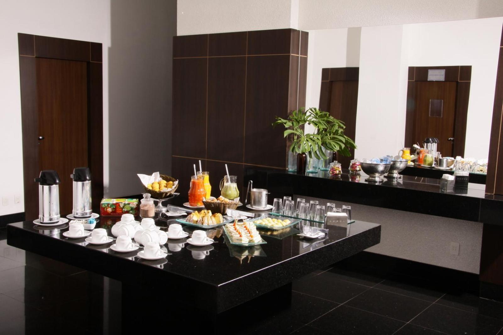 Piemonte Hotel Нова-Лима Экстерьер фото