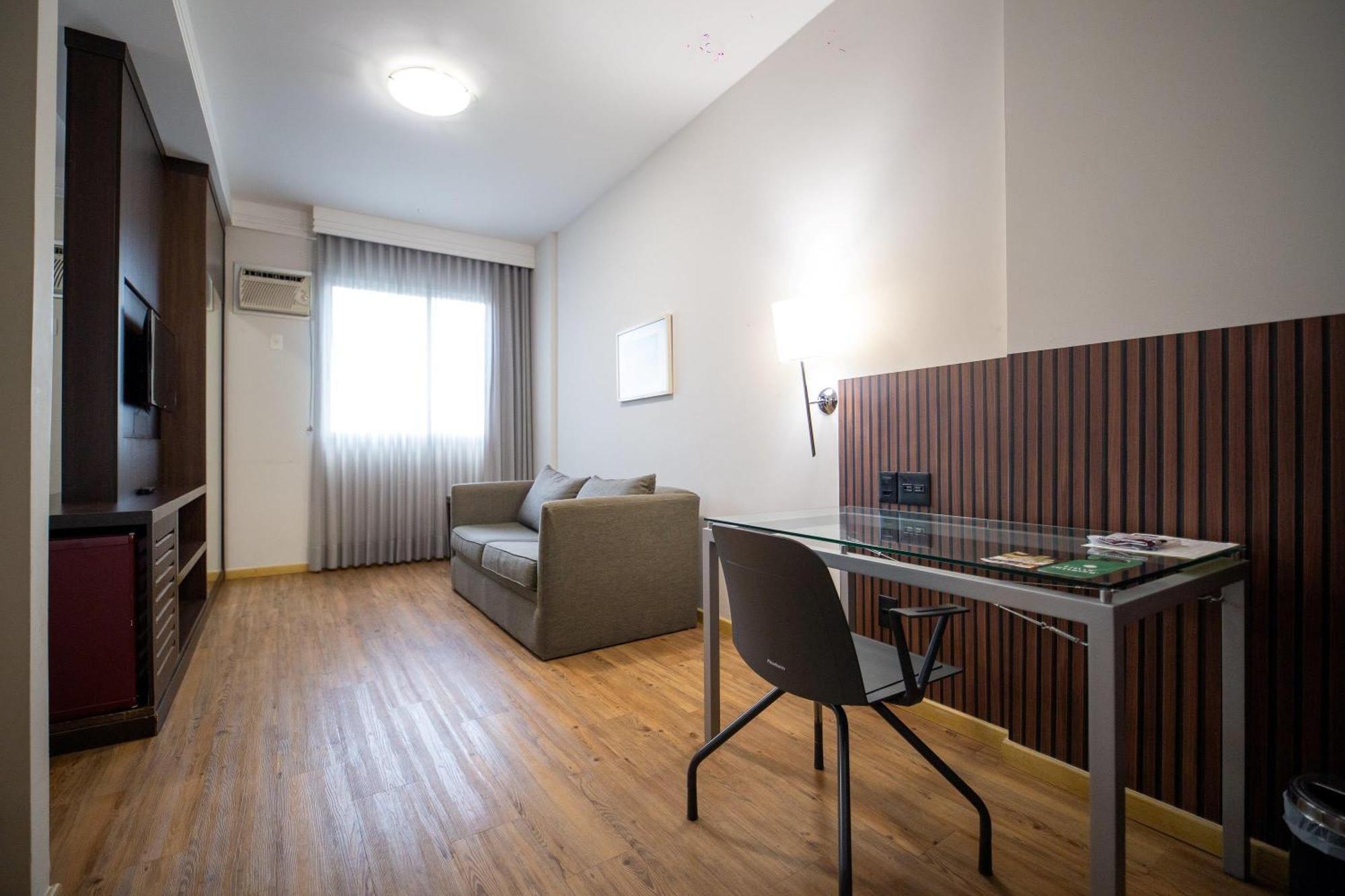 Piemonte Hotel Нова-Лима Экстерьер фото